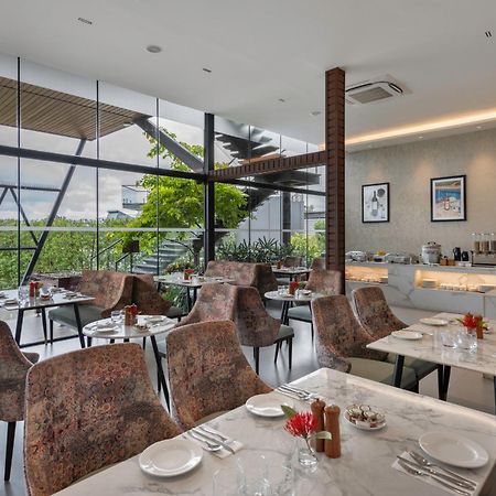 Beyond By Sula Hotel Nashik Exterior photo