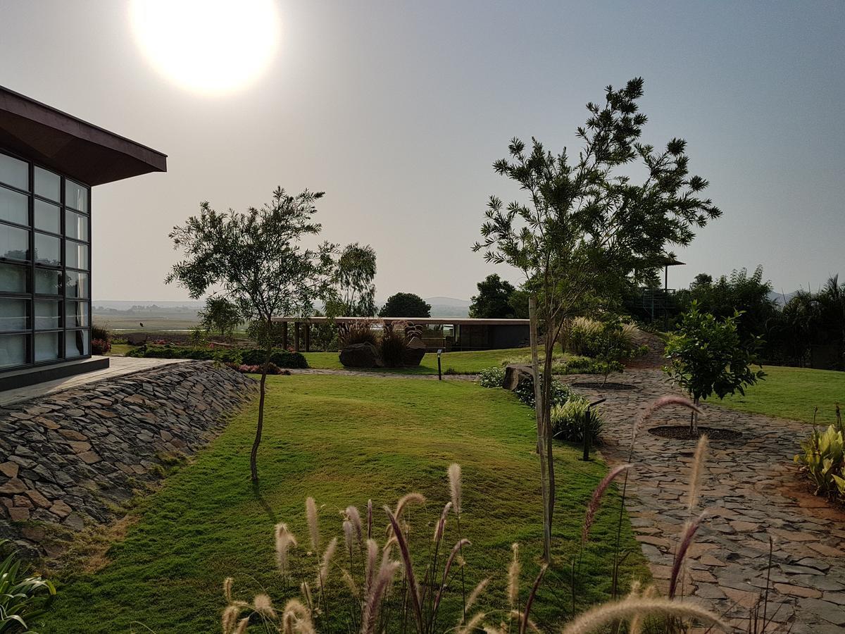 Beyond By Sula Hotel Nashik Exterior photo