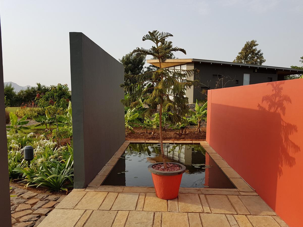 Beyond By Sula Hotel Nashik Exterior photo