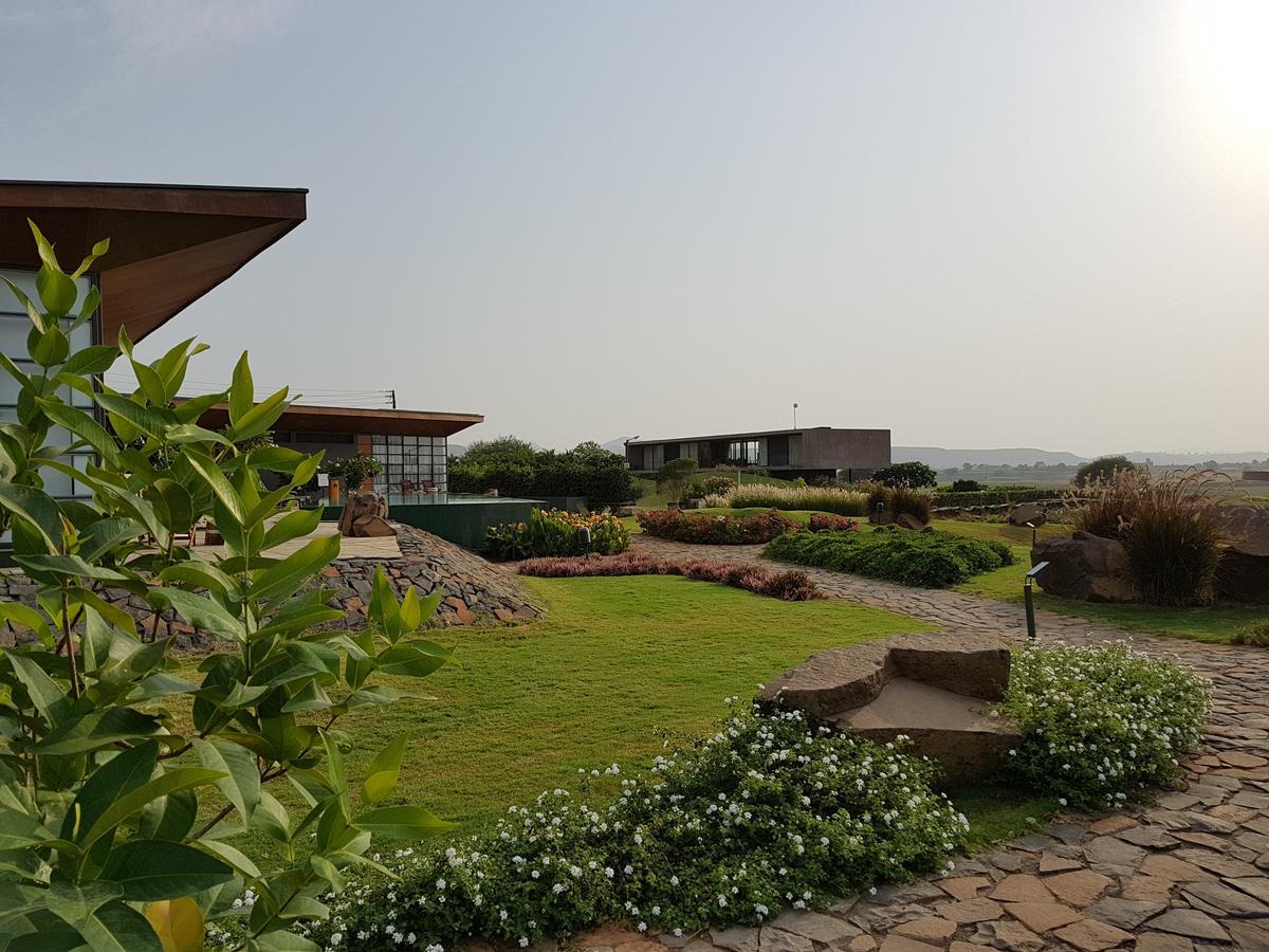 Beyond By Sula Hotel Nashik Exterior photo